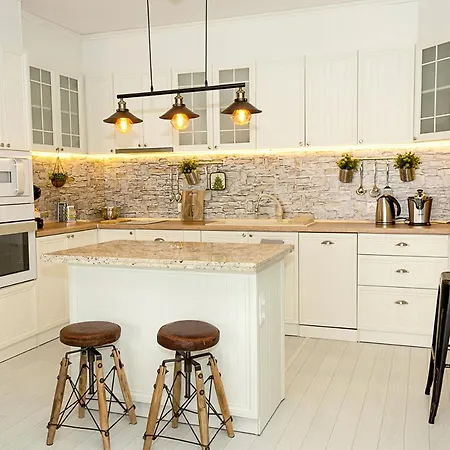 High-end 2bd In The Center Of By Flat Mаnager